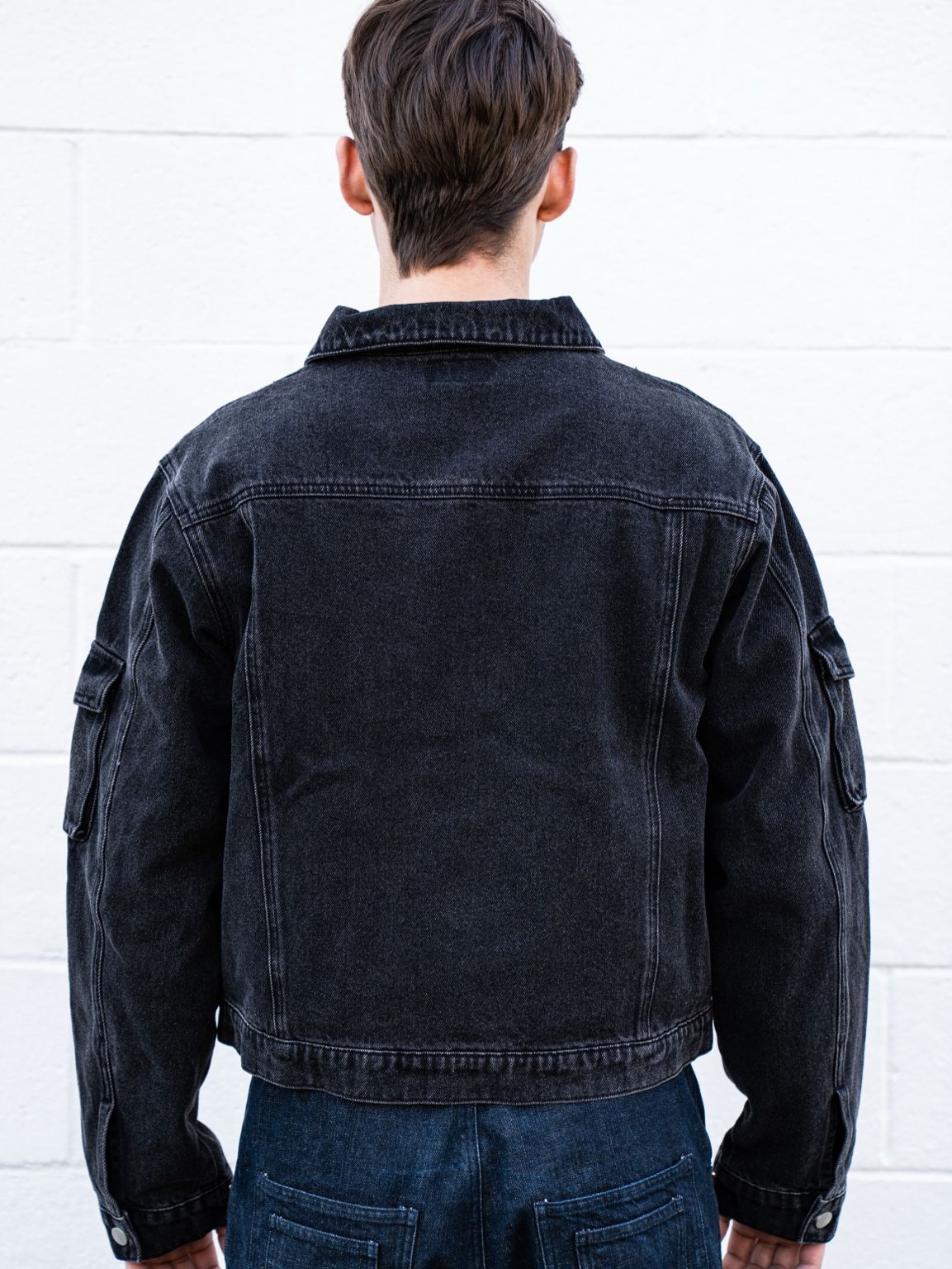 Black Curved Zipper Denim Jacket