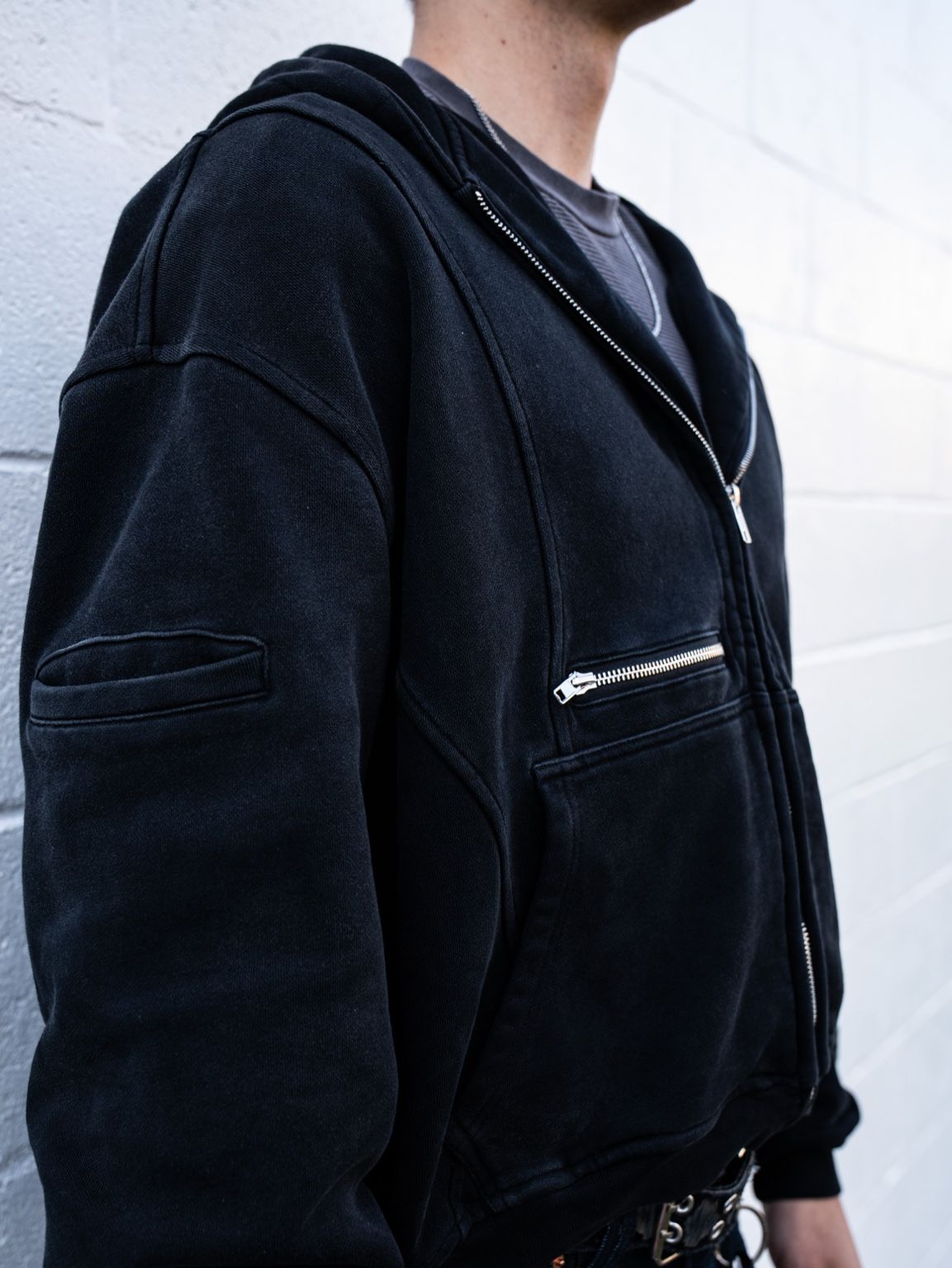 400 GSM Curved Stitch Zip-Up