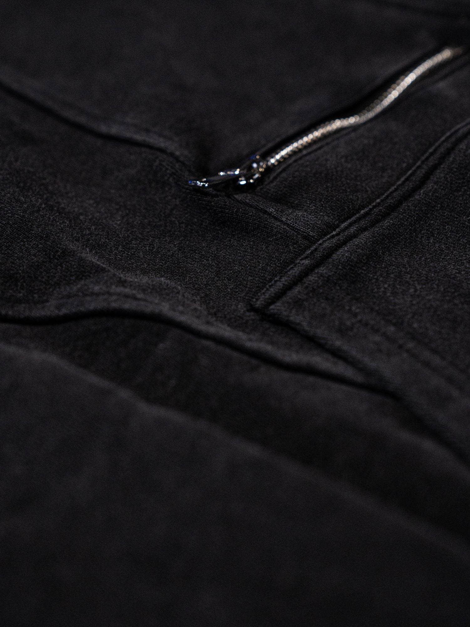 400 GSM Curved Stitch Zip-Up